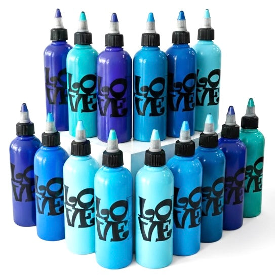 Set of squeeze bottles for fluid art